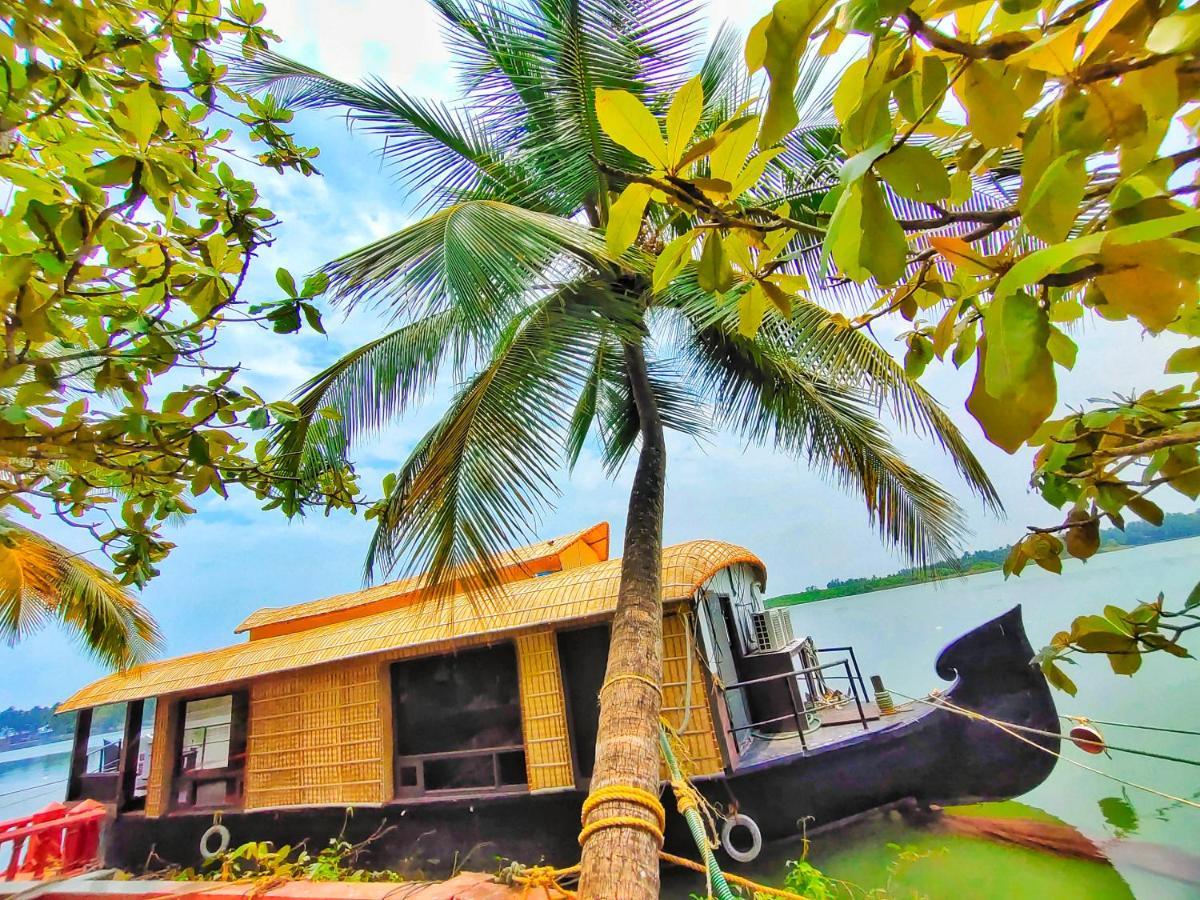 Paradise Lagoon Kalyānpur Buitenkant foto