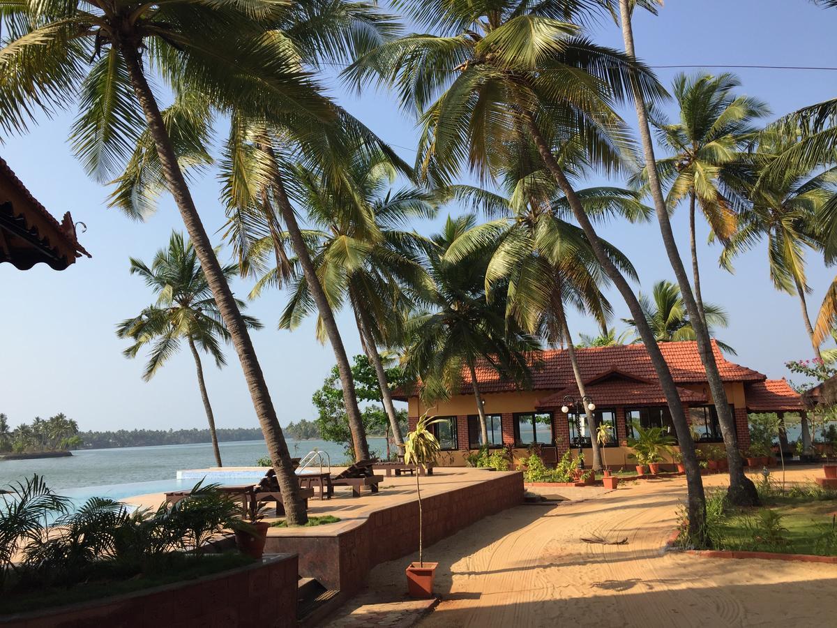 Paradise Lagoon Kalyānpur Buitenkant foto